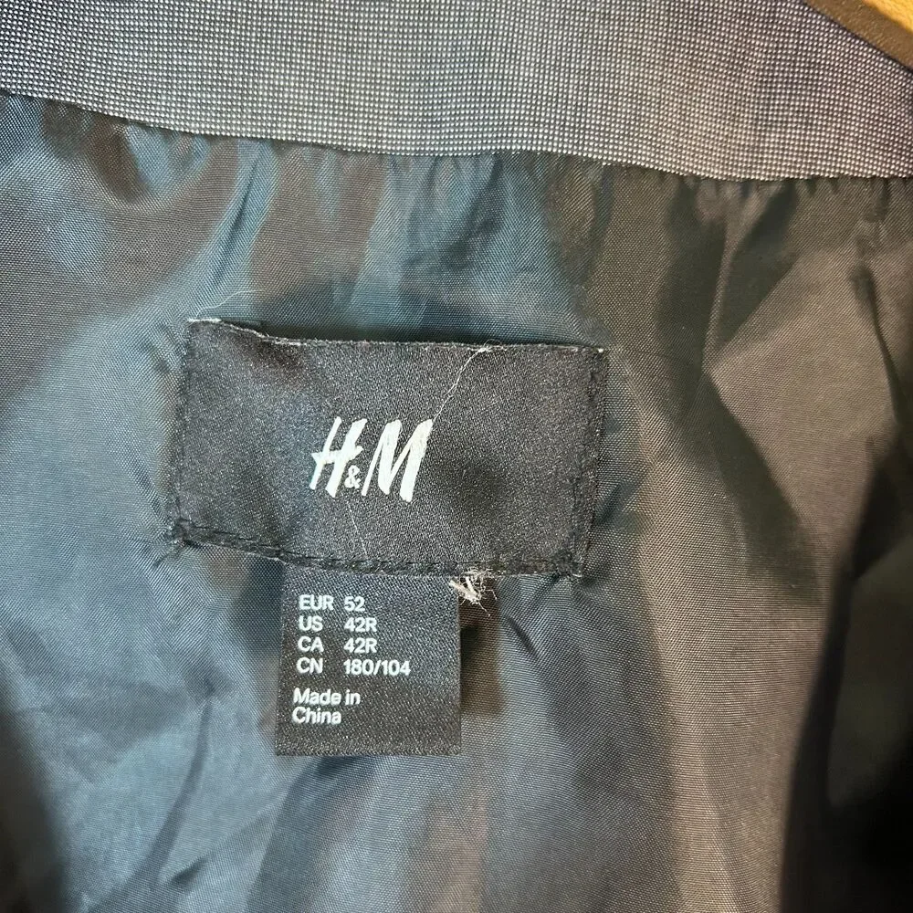 H&M Men's Gray Classic 5 Button-Front Waistcoat Suit Vest Size 42R